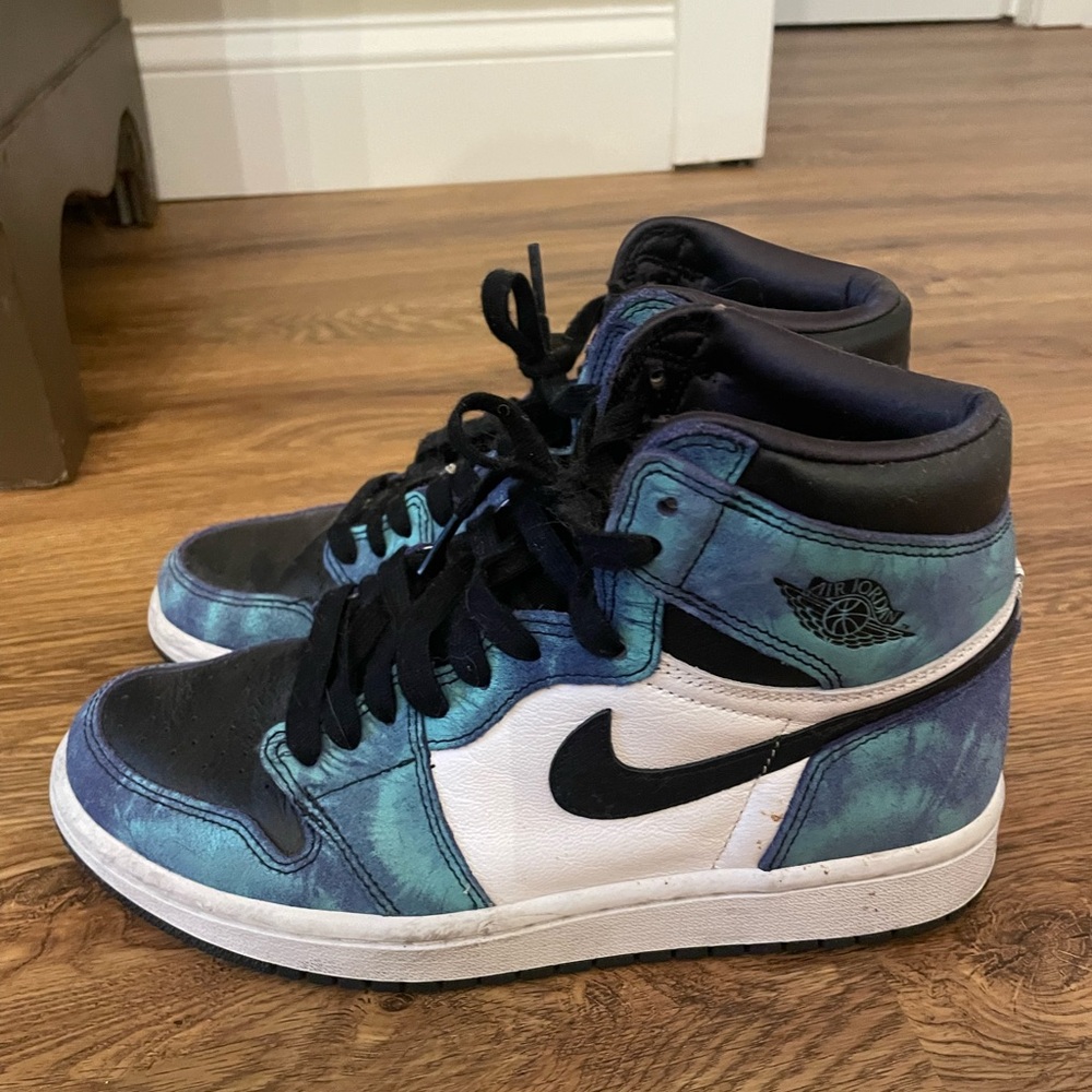 Nike Blue and Black Women's Sneakers